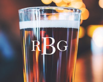 Personalized Beer Glass - Engraved Pint Glass - Beer Glasses - Groomsman Gift- Beer Gift - Personalized Pint Glass - Gift For Him