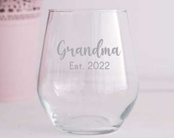 Grandma Est 2023 Glass, Stemless Wine Glass, Personalized Mothers Day Gift, Grandmother Engraved Glass, Etched Wine Glass For New Grandma