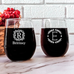 Personalized Stemless Wine Glasses, Stemless Drink Glass, Monogrammed Wine Glasses, Crafted Wine Glass, Unique Sister Birthday Gift