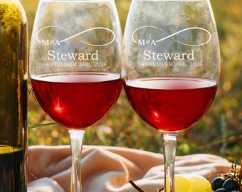 Personalized Wine Glass For Couples, Custom Glassware, Custom Anniversary Gift, Set of 2