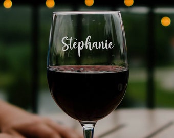 Personalized Wine Goblet Glass, Monogram Wine Glass, Custom Name Wine Glass, Engraved Wine Glass, Valentine's Day Gift, Wedding Gift