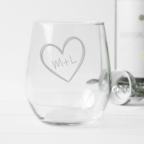 Love Heart Initial Glass, Custom Stemless Wine Glass, Monogram Couple Glass, Personalized Engraved Glass, Anniversary Gift,Etched Wine Glass