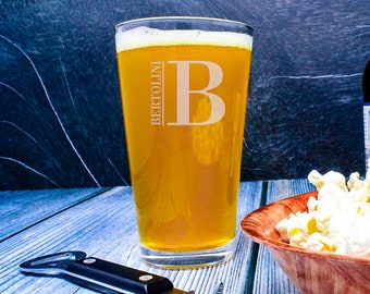 Personalized Beer Etched Monogram Glass, Custom Pint Glass, Engraved Beer Glasses, Etched Beer Glass, Groomsman Gift, Barware Gift