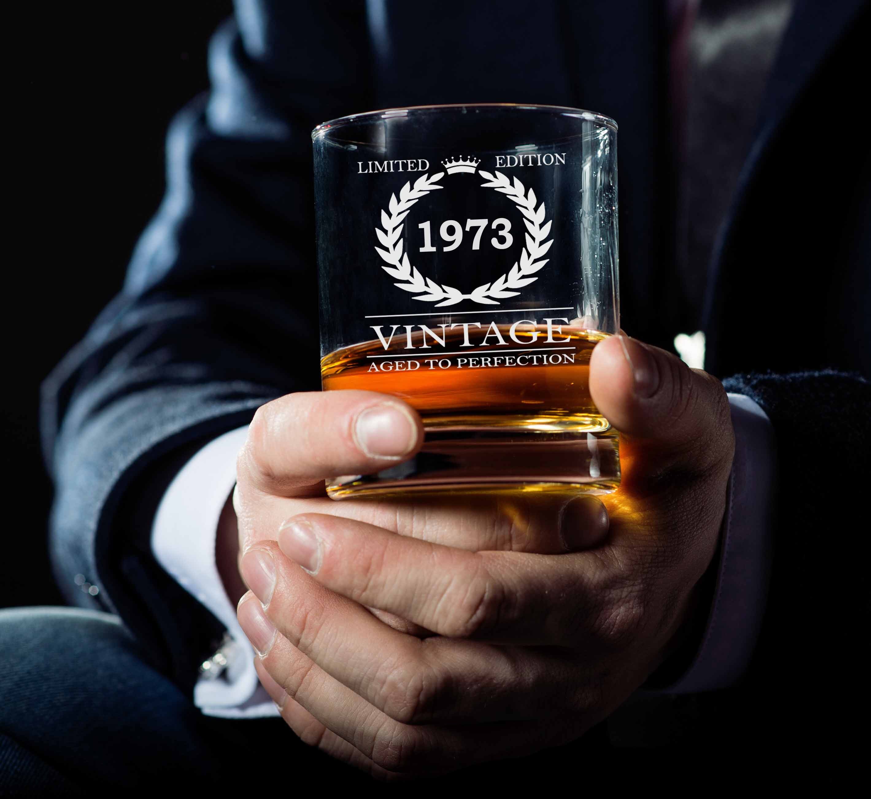 Kies® Regalo de 50 cumpleaños para hombres, vidrio de whisky personalizado,  regalos de 50 años para hombres, vidrio de 50 cumpleaños, vidrio de whisky,  ideas de 50 cumpleaños, decoraciones de 50 : : Hogar y cocina