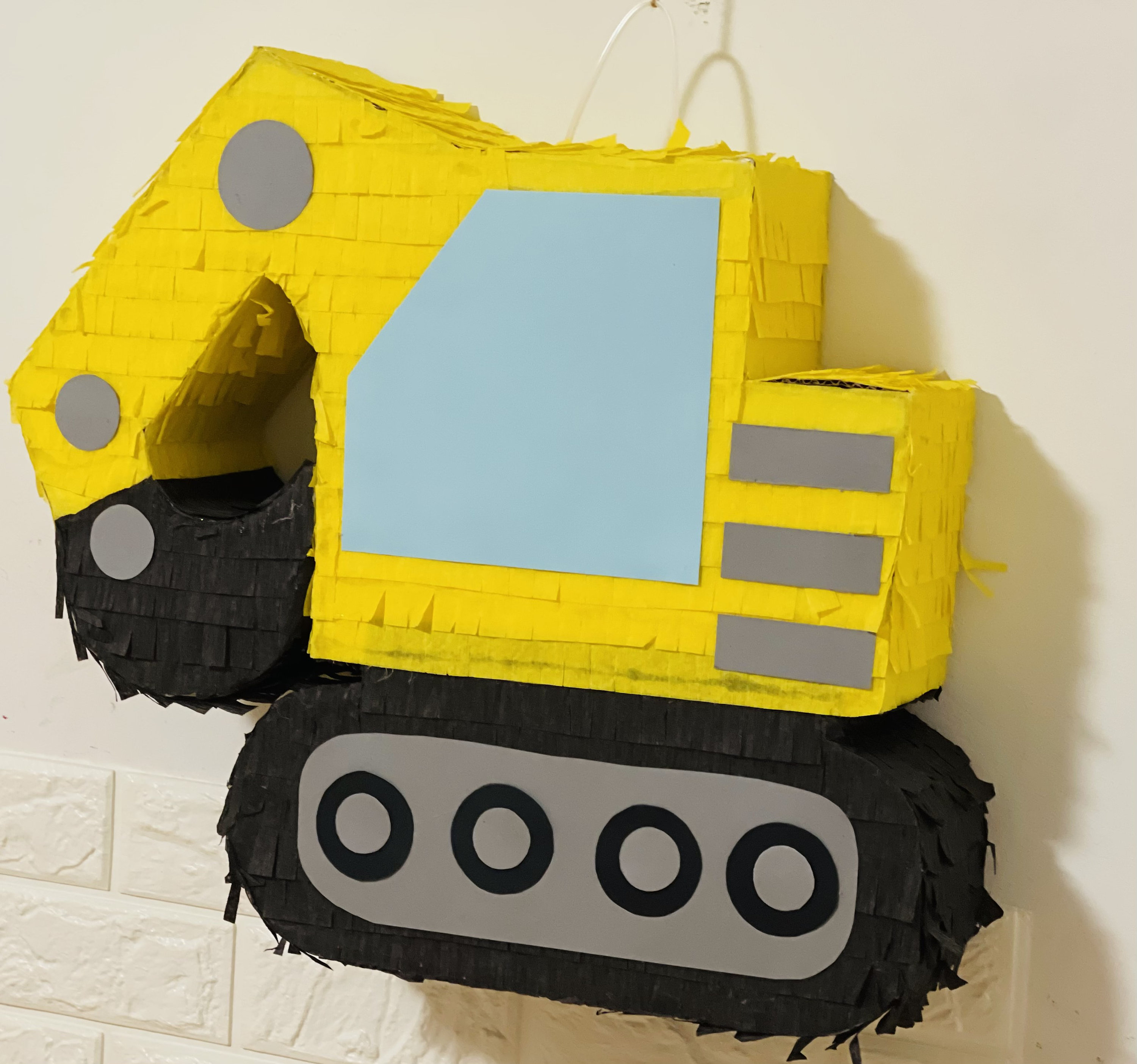 Piñata Bulldozer Jaune Pour Fête D'enfants - Thème Chantier, 16 X 11.5 X 8 Pouces - Occasion