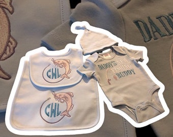 Baby gift with Fish new baby gift Take Home Oufit Daddys New Fishing Buddy outfit Baby shower gift baby bodysuit with name