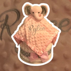 Gâteau de couches éléphant rose avec couverture de sécurité, éléphant rose, éléphant brodé, cadeau de baby shower, pièce maîtresse de baby shower image 10