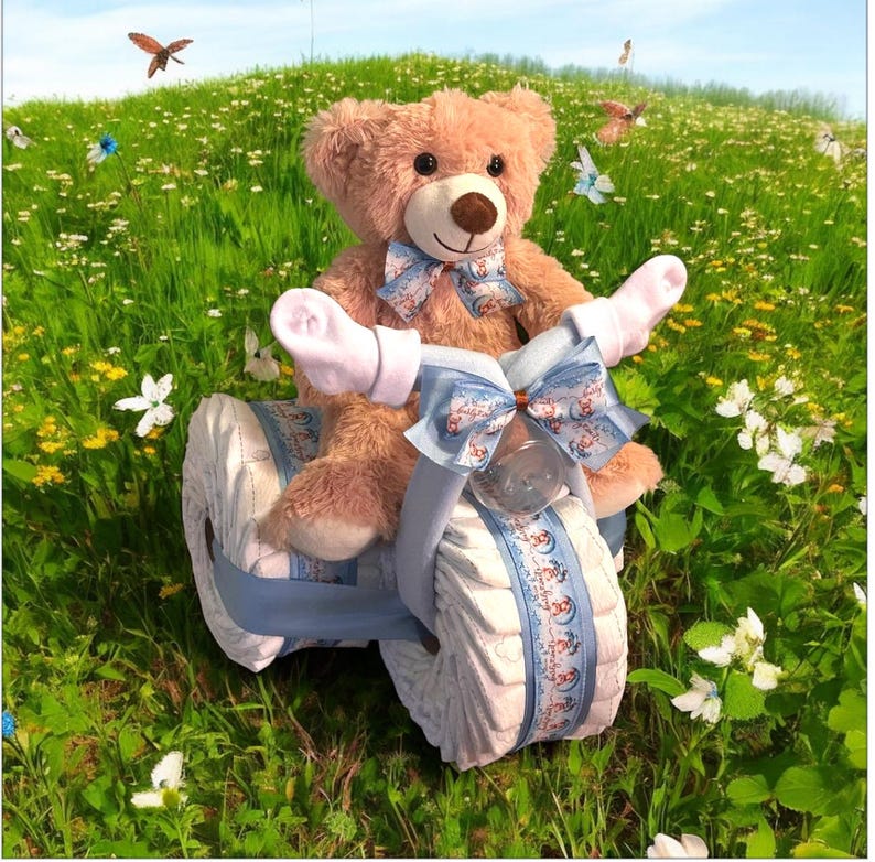 Diaper Tricycle Baby Shower Gift, Baby Shower Centerpiece, Diaper Cake for Boy or Girl, Personalized New Baby Gift Bild 5