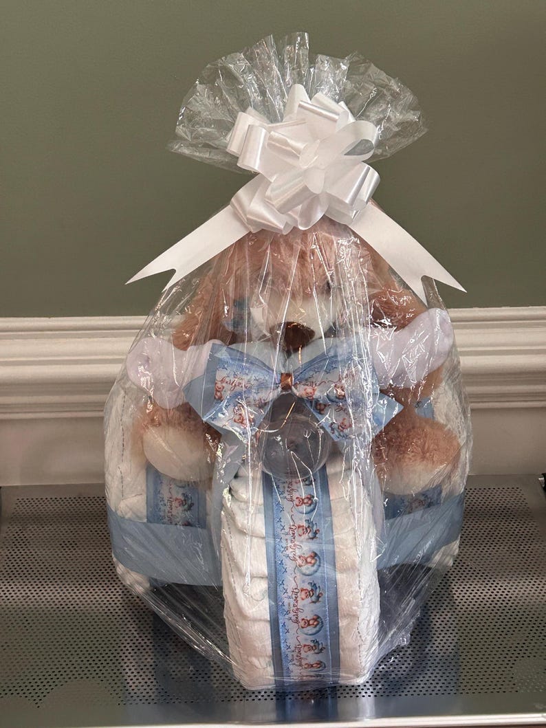 Diaper Tricycle Baby Shower Gift, Baby Shower Centerpiece, Diaper Cake for Boy or Girl, Personalized New Baby Gift Bild 15