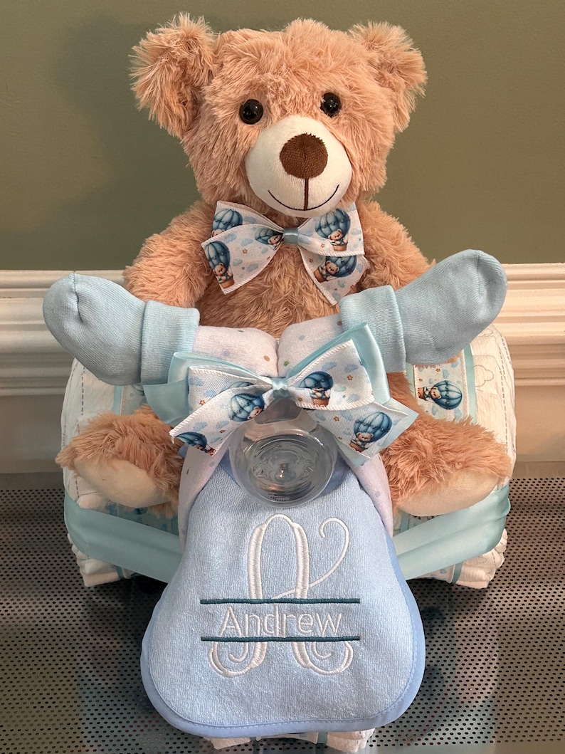 Diaper Tricycle Baby Shower Gift, Baby Shower Centerpiece, Diaper Cake for Boy or Girl, Personalized New Baby Gift Bild 16