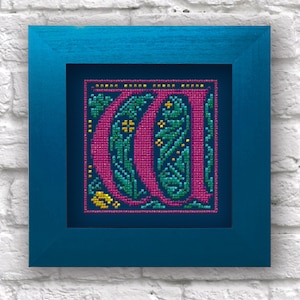 Cross Stitch Pattern for the Initial &#39;W&#39; in the style of William Morris. One of the full series. Four color schemes in every pattern.