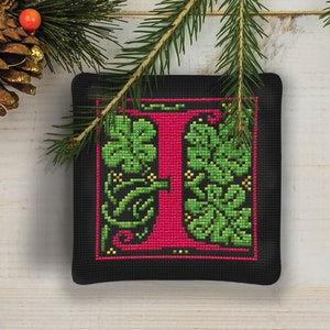 Cross Stitch Pattern for the Initial &#39;I&#39; in the style of William Morris. One of the full series. Four color schemes in every pattern.
