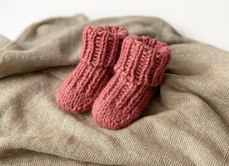 BABY SOCKS pattern, Easy Knit baby socks, Newborn socks pattern, Simple knit infant socks, Baby knitting pattern, seamless baby socks image 7