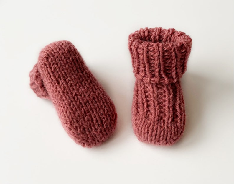 BABY SOCKS pattern, Easy Knit baby socks, Newborn socks pattern, Simple knit infant socks, Baby knitting pattern, seamless baby socks image 8