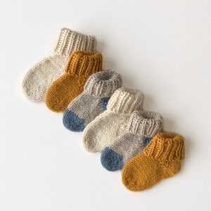 SIMPLE BABY SOCKS, Baby Knit socks, Newborn socks pattern, Simple knitting socks, Baby knitting pattern, Baby girl, Warm baby socks