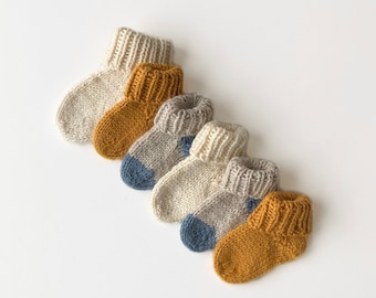 SIMPLE BABY SOCKS, Baby Knit socks, Newborn socks pattern, Simple knitting socks, Baby knitting pattern, Baby girl, Warm baby socks