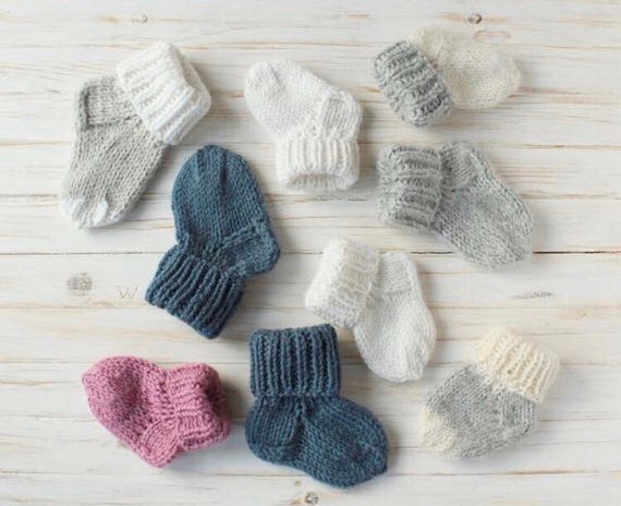 baby socks knitting