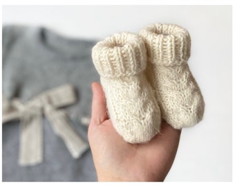 Knit Baby Socks Pattern PDF, Cable Knit Booties, Easy Baby Socks, Beginner Friendly Knitting, Bonus Printable Gift Cards, Digital Download