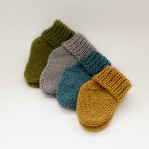Baby Socks Knitting Pattern PDF, Easy Knit Baby Booties, 4 Sizes Newborn to Toddler, Beginner Friendly, Quick Knit, Digital Download