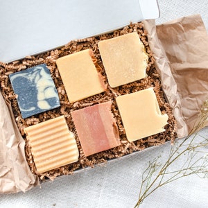 Natural Custom Spa Gift Set / Soap Gift / Relaxation Gift Box/ Christmas Gift For Her/ Gift for Mom/ Spa Bath Set/ Holiday Gift Box/ Teacher