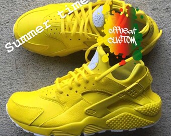 nike huarache yellow womens