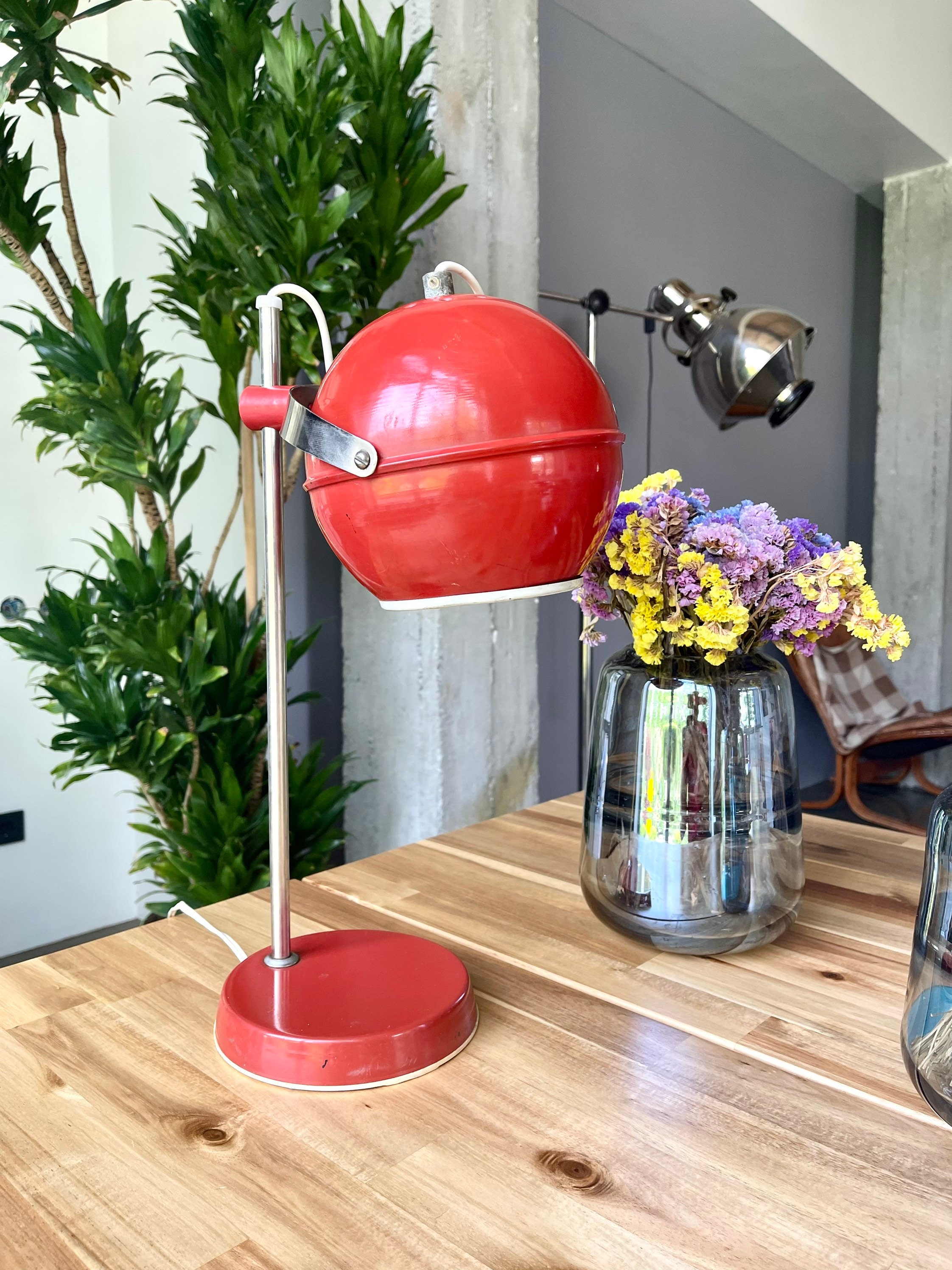 Настольная лампа - ретро-индустриальная советская винтажная