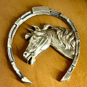 Vintage Large Brass Metal Horse Head in Horseshoe - Metal Door Decor ,Horsehead ,Handcrafted ,Home Wall Decor