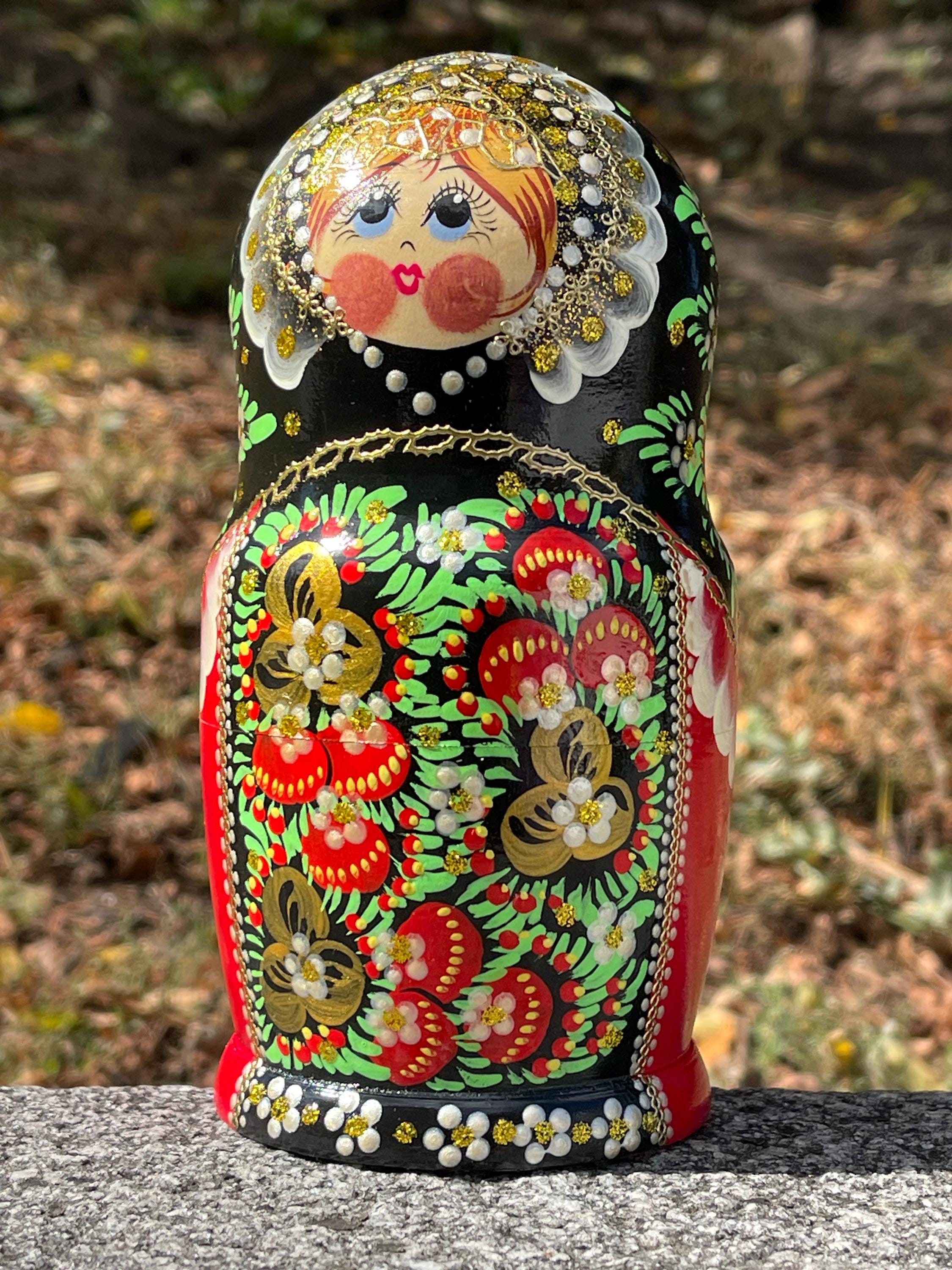 Nesting Dolls Russian Matryoshka Red/ Black Strawberries Flowers