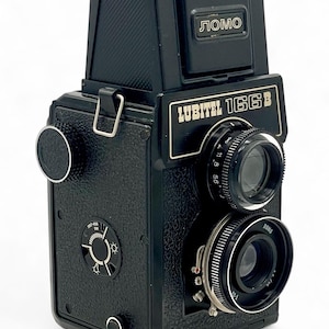 Lubitel 166U TLR Soviet Film Camera | Complete Set w/ Original Case & Paper Box | Medium Format 120 Film | Excellent Condition