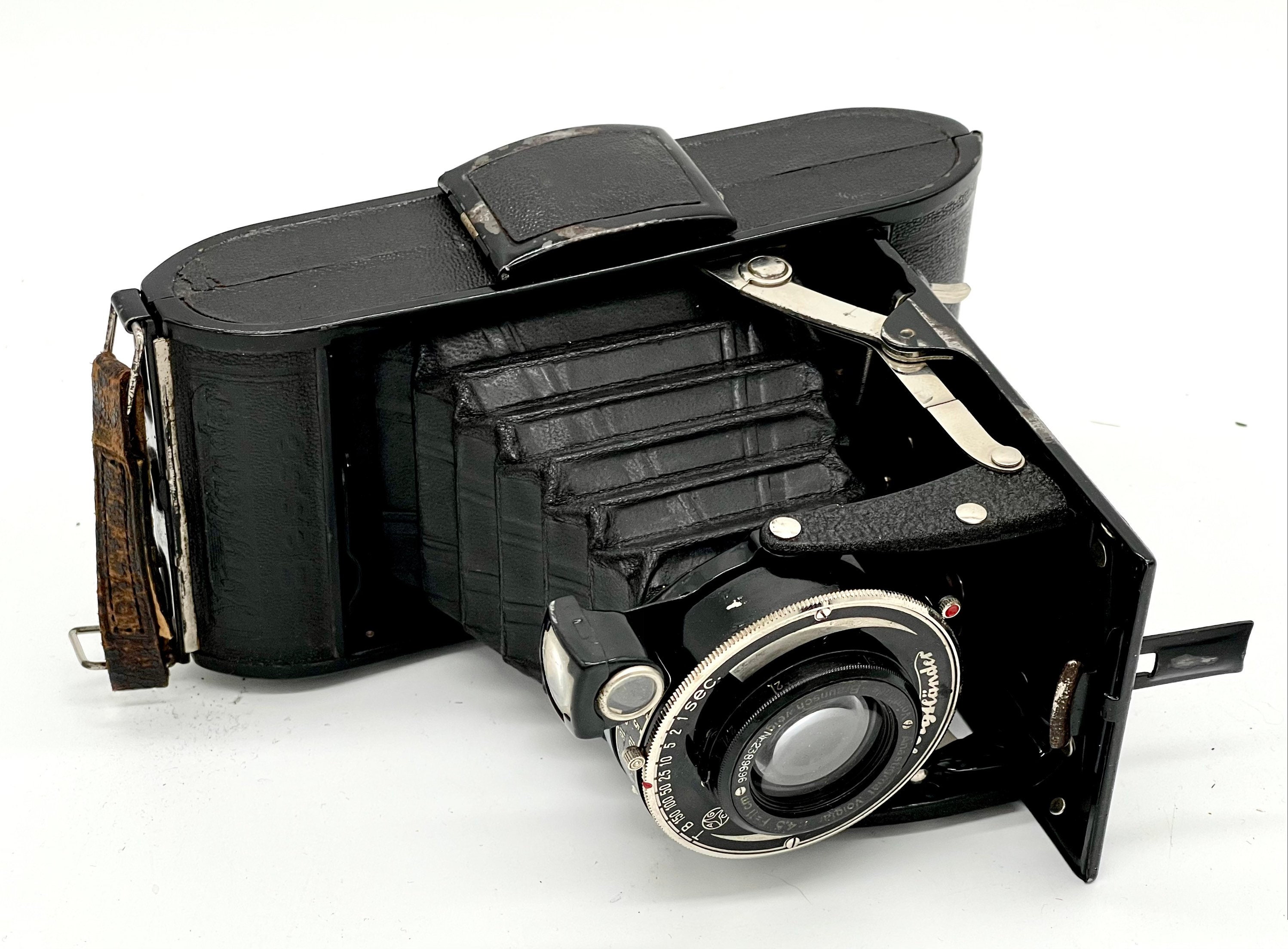 フィルムカメラ Voigtlander Bessa Camera Voigtlander BESSAシリーズ／レンジファインダーを味わおう