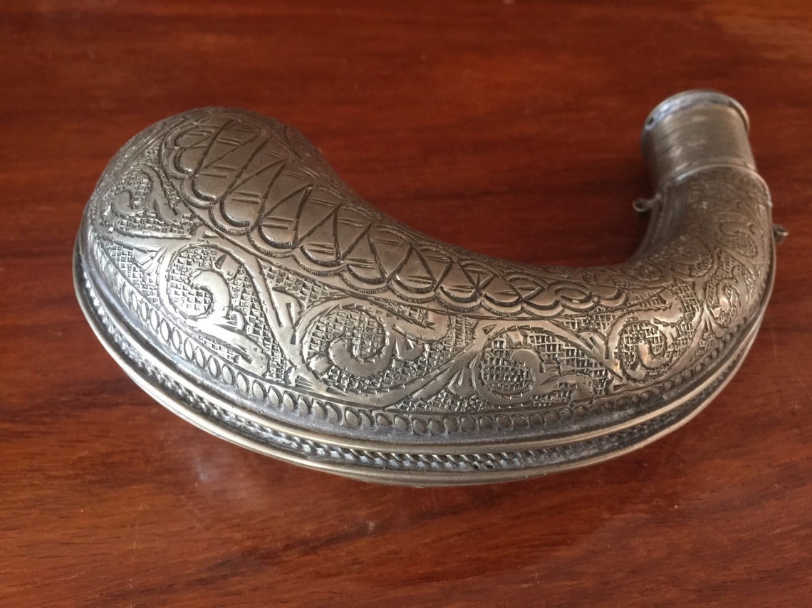 Gunpowder Horn Antique Vintage Gun Powder Holder Etsy