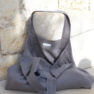 Bolsa de linho, cor cinza antracite, para praia, compras, mercado ou trabalho.