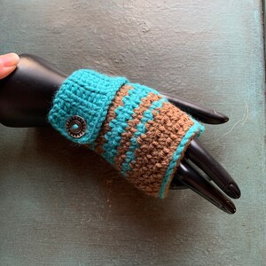 Cafe Stripe Fingerless Gloves
