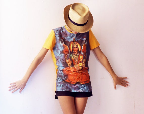 Roberto cavalli women's graphic Tshirt, Cavalli S… - image 2