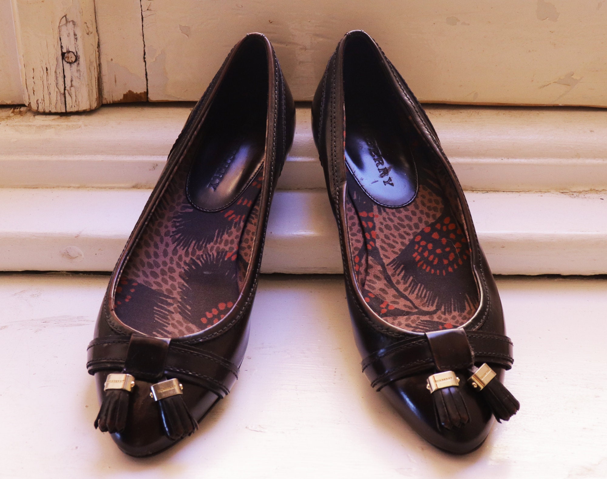 Cool girls can't stop wearing these Burberry T-Bar Shoes
