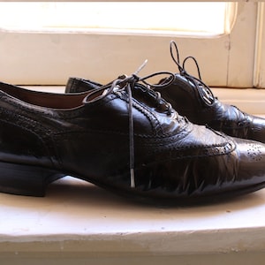 Wingtips/ Oxford vintage classy black leather men&#39;s shoes