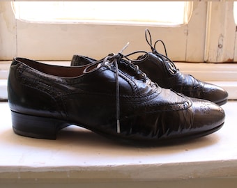 Wingtips/ Oxford vintage classy black leather men's shoes