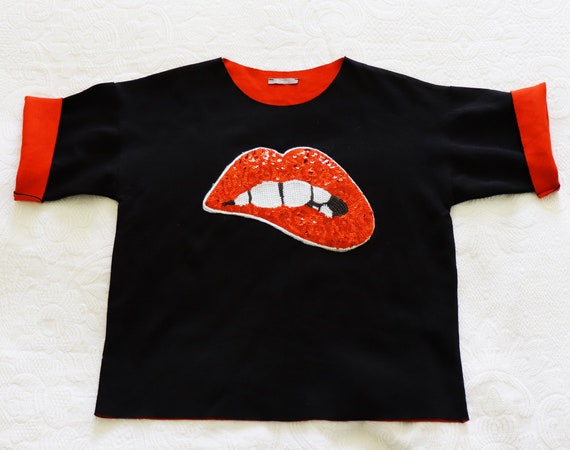 Womens Lipstick Chick Kiss Bling Bling Sequintee Face Design Womens Lipstick Chick Kiss Bling Bling Sequintee Face Design