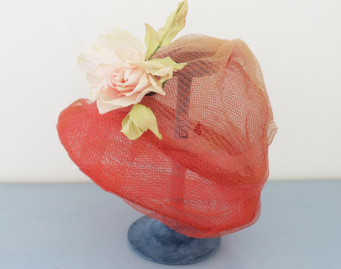 Vintage Springtime Red Cloche Hat / Retro Costume Cloche Sisal Straw ...