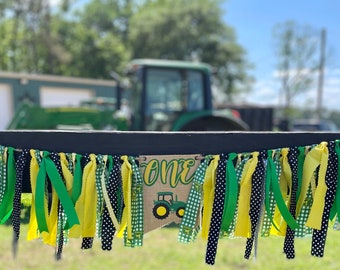 Vintage Tractor Quilt Fabric by the Yard Old Green Tractor Fabric Retro Tractor Henry Glass Down on the Farm 9661-44 100% Cotton Vintage Tractor Quilt Fabric by the Yard Old Green Tractor Fabric Retro Tractor Henry Glass Down on the Farm 9661-44 100% Cotton