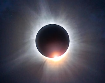 Eclissi solare totale 8 aprile 2024
