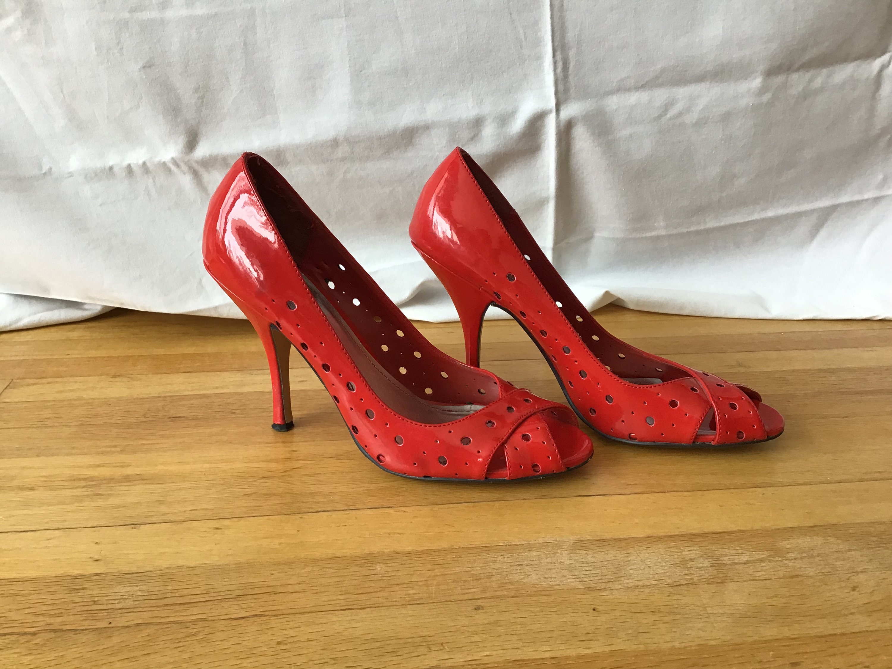 vinyl heels