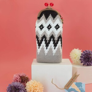 Glasses Case Soft with Jacquard Design, Women Glasses Case, Crochet Glasses Case, Pencil Case, Sunglasses Case, Gift for best teacher