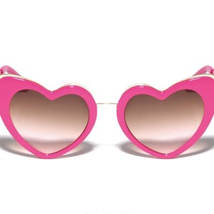 Heart Shaped Sunglasses Women – Oversized Valentine’s Day Shades | Retro Love Frame Statement Eyewear