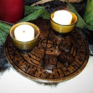 Ginfaxi Altar Plate Heathen Asatru Norse Pagan Religious Decor Pine Wood Elder Futhark Alphabet Runes Active Icelandic Magic Stave