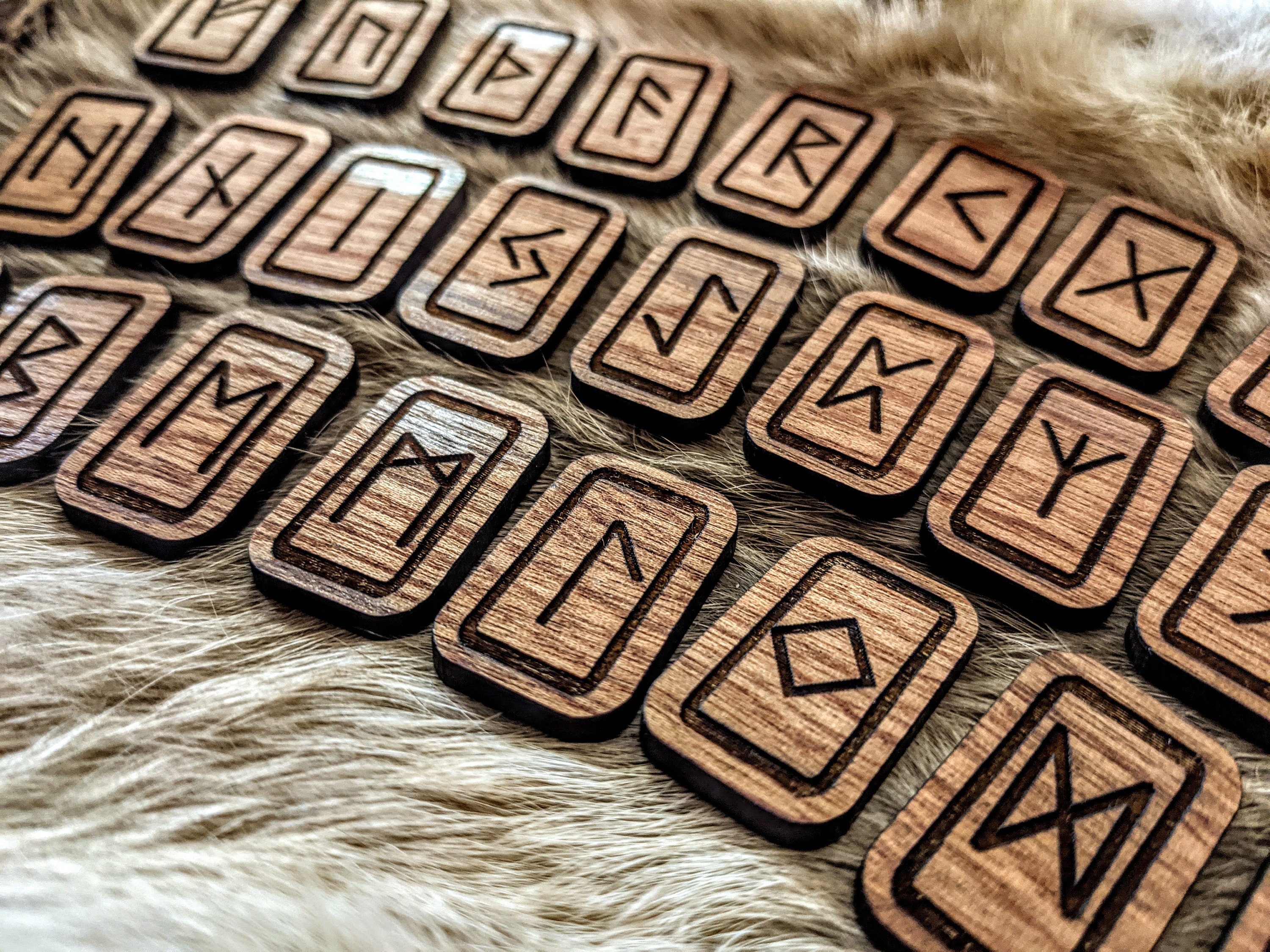 Sapele Mahogany Elder Futhark Rune Set 24 Runes Norse Pagan With Bag - Etsy