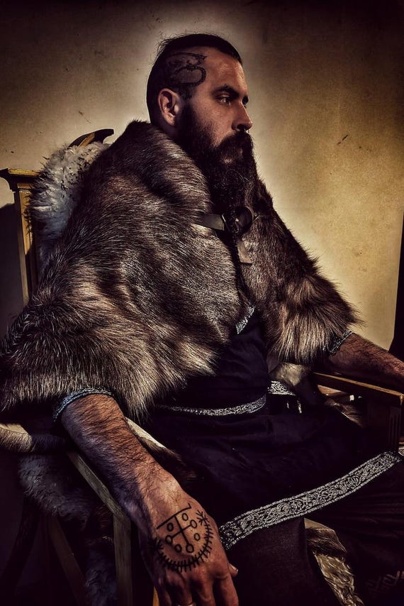 Reindeer Hide Cloak | Viking Cloak | Brown Large XXL Finnish Reindeer Fur Cloak | Two Styles