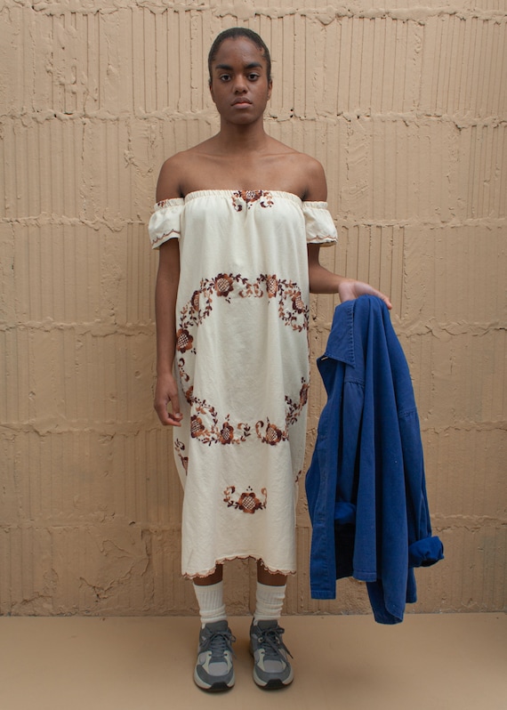 1970's Embroidered Peasant Off-the-shoulder Dress