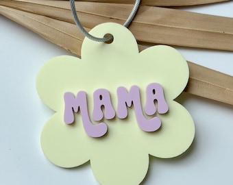 Custom Retro Diaper Bag Tag Acrylic Name Keychain Gift for New Mom Diaper Bag Keychain Boho Daisy Daycare Bag Tag Preschool Keychain Daisy