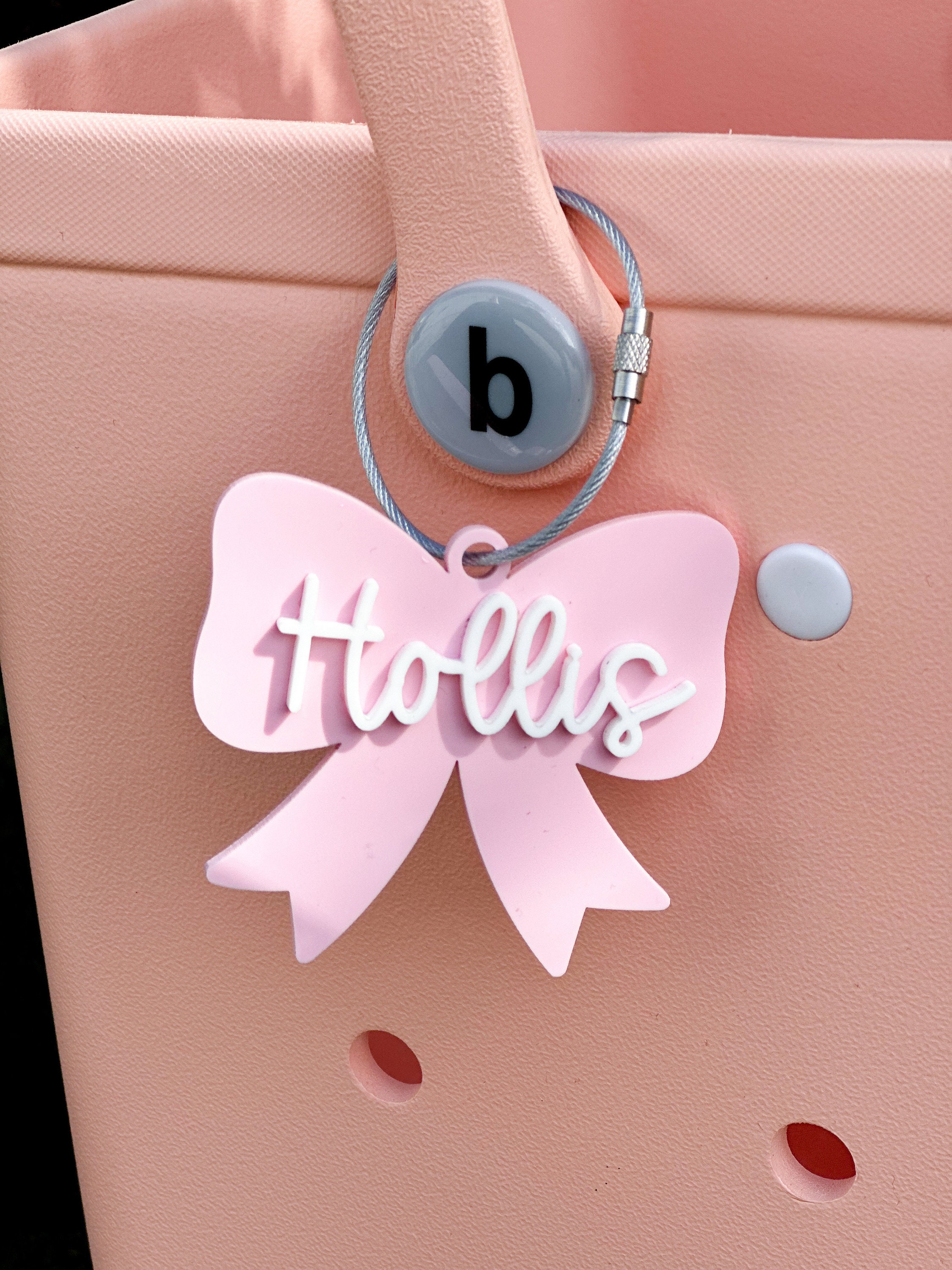 Custom Diaper Bag Tag Baby Girl Pink Bow Keychain Diaper Bag Acrylic Tag Bow Design Daycare Tag Pink Bow Aesthetic Keychain Backpack Tag